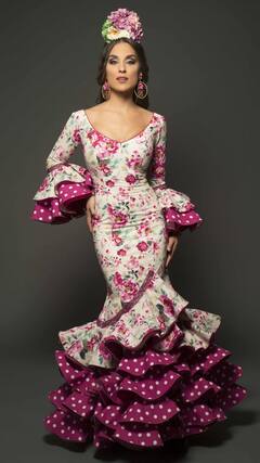 உலக நாடுகளின் பாரம்பரிய ஆடைகள் இதுதான்.. வாய்பிளக்க வைக்கும் கலெக்‌ஷன்ஸ்..!