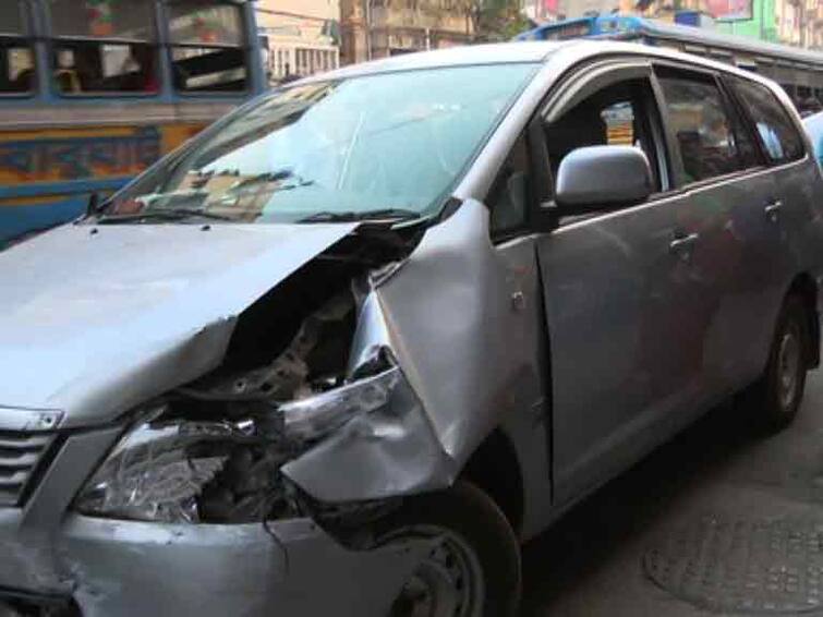 multiple road accidents in kolkata girish park and dharmatala Kolkata Accidents: রবিবারের শহরে পরপর পথ দুর্ঘটনা, ই এম বাইপাসের পর এবার গিরীশ পার্ক ও ধর্মতলায়