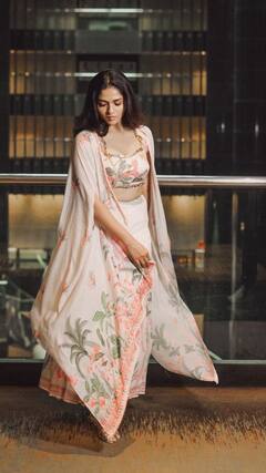 Actress Sunaina: அழகோ அழகு அவள் கண்ணழகு.. நடிகை சுனைனாவின் ரீசெண்ட் போட்டோஷுட்...!