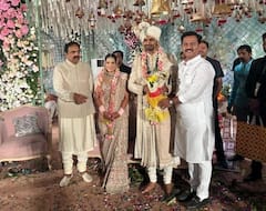 PHOTO : जयंत पाटील यांच्या मुलाचा शाही विवाह सोहळा संपन्न, बड्या राजकीय नेत्यांची उपस्थिती