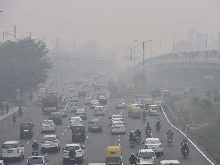 Noida Air Quality: नोएडा-ग्रेटर नोएडा में एक बार फिर हवा हुई जहरीली, AQI 'बेहद खराब' श्रेणी में दर्ज Noida Greater Noida air once again turned toxic AQI very poor category in Uttar Pradesh Noida Air Quality: नोएडा-ग्रेटर नोएडा में एक बार फिर हवा हुई जहरीली, AQI 'बेहद खराब' श्रेणी में दर्ज