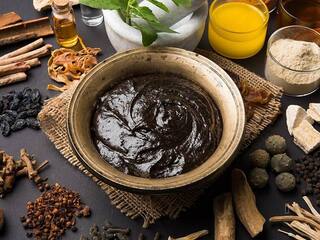 Chyawanprash In Winters : ਸਰਦੀਆਂ ਵਿੱਚ ਚਵਨਪ੍ਰਾਸ਼ ਖਾਣਾ ਫਾਇਦੇਮੰਦ, ਪਰ ਕਿੰਨਾ, ਕਦੋਂ ਅਤੇ ਕਿਵੇਂ? ਜਾਣੋ