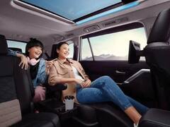 Toyota Innova Hycross: এই গাড়ি নিয়ে কৌতূহলের শেষ নেই, কবে বাজারে টয়োটা হাইক্রস ?