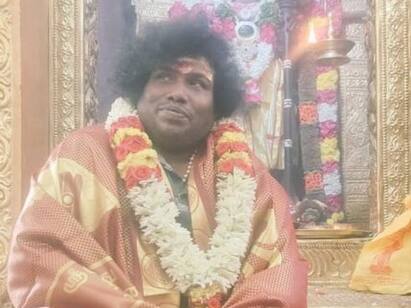 actor yogibabu upset tweet over dhadha movie Yogi Babu: திரும்ப திரும்ப சொல்றேன்... நான் ஹீரோ இல்லைங்க..  4 காட்சிகளால் கதறும்  யோகி பாபு