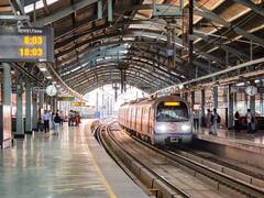 Indian Railway Stations: भारत के इन चुनिंदा वर्ल्ड क्लास रेलवे स्टेशन में आपको मिलेगी एयरपोर्ट वाली फील, देखें तस्वीरें