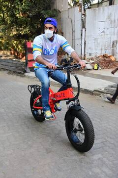 Ranbir Kapoor Gets Snapped Riding His Fancy E-Bike On Streets Of Mumbai