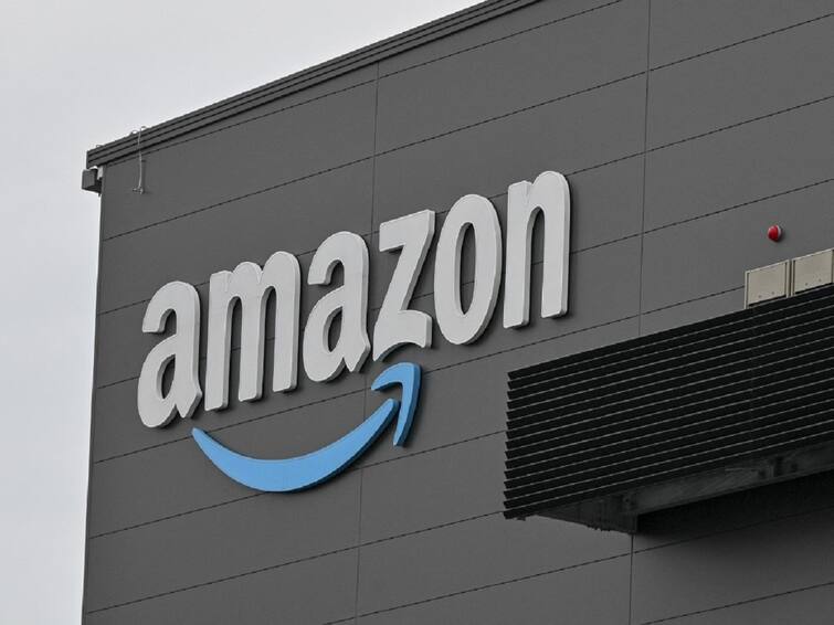 After layoffs, Amazon likely to cut salary of some employees by almost 50 per cent know in details Amazon: কর্মী ছাঁটাইয়ের পর এবার কর্মীদের বেতনও কমাতে চলেছে অ্যামাজন কর্তৃপক্ষ