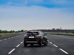 456 किमीची मिळणार रेंज, आधुनिक फीचर्स; लवकरच लॉन्च होणार नवीन Mahindra XUV 400 इलेक्ट्रिक कार