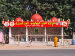 Karnataka: Mysuru Civic Body Removes Dome-Shaped Structures On A Bus Shelter