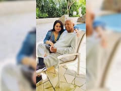 सिंगापुर पहुंचे लालू के साथ रोहिणी ने शेयर की तस्वीर, हंसते हुए पिता के लिए कही बड़ी बात