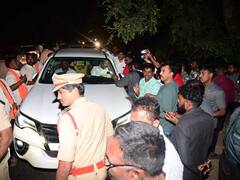 Telangana Police Stop State BJP Chief Bandi Sanjay Ahead Of Padyatra.See Pics