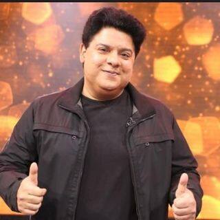 साजिद खान ‘बिग बॉस 16’ (Bigg Boss 16) में नजर आ रहे हैं. अर्चना गौतम के साथ लड़ाई में साजिद खान ने रोते हुए खुलासा किया था कि, जब वह टीनेजर थे तब उनके पिता का निधन हो गया था और उस वक्त उनके पास पिता के अंतिम संस्कार के भी पैसे नहीं थे. तब सलमान खान के पिता सलीम खान ने उन्हें इतने पैसे दिए थे, जिससे दो महीने का राशन और बिजली का बिल भर पाया था.