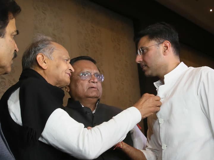 Gehlot VS Pilot: No discipline, no fear of action, what is the compulsion of Congress in Rajasthan?