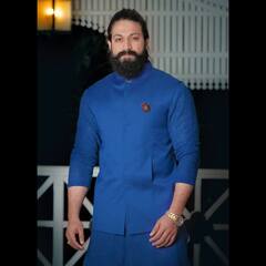 Yash Lifestyle : आलीशान बंगला, शानदार गाड़ियों के मालिक हैं KGF स्टार यश, जीते हैं इतनी लग्जरी लाइफ