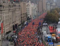 चीन की सड़क पर बगावत देख घबराए जिनपिंग ने कई शहरों में घटाई पाबंदियां, कुछ जगह अब भी तनाव, पढ़ें 10 प्वाइंट्स