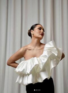 Esha Gupta B’day: ਈਸ਼ਾ ਗੁਪਤਾ ਨੂੰ ਇੰਝ ਹੀ ਨਹੀਂ ਮਿਲਿਆ ਗਲੈਮਰਸ ਅਭਿਨੇਤਰੀ ਦਾ ਟੈਗ, ਆਪਣੇ ਕਾਤਲ ਲੁੱਕ ਨਾਲ ਕਰਦੀ ਹੈ ਮੋਹਿਤ