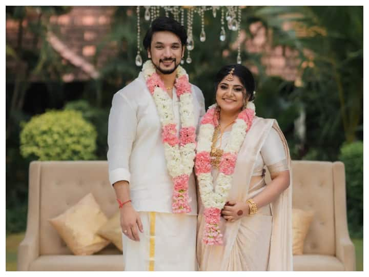 Manjima Mohan-Gautham Karthik Marriage: साउथ एक्टर गौतम कार्तिक और मंजिमा मोहन आज 28 नवंबर को शादी के बंधन में बंध गए हैं. देखें खूबसूरत फोटोज...