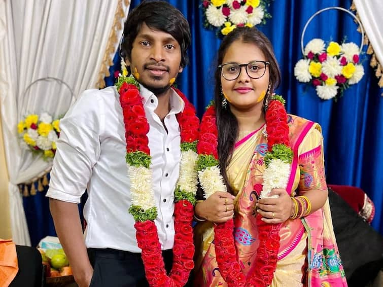 Patas Comedian Yadamma Raju Got Engaged To His Lover Stella Yadamma Raju Engagement: ఓ ఇంటివాడు కాబోతున్న కమెడియన్ యాదమ్మ రాజు, ఎంగేజ్మెంట్ పోటోలు వైరల్