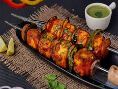 वेडिंग सीजन में खुद को रखना है फिट तो मेन्यू से सिर्फ इन 6 चीजों को ही करें डाइट में शामिल