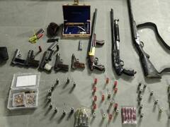 मध्य प्रदेश के नीमच में पकड़ा डूडा पोस्त और हथियारों का जखीरा, इतने लाख रुपये है कीमत