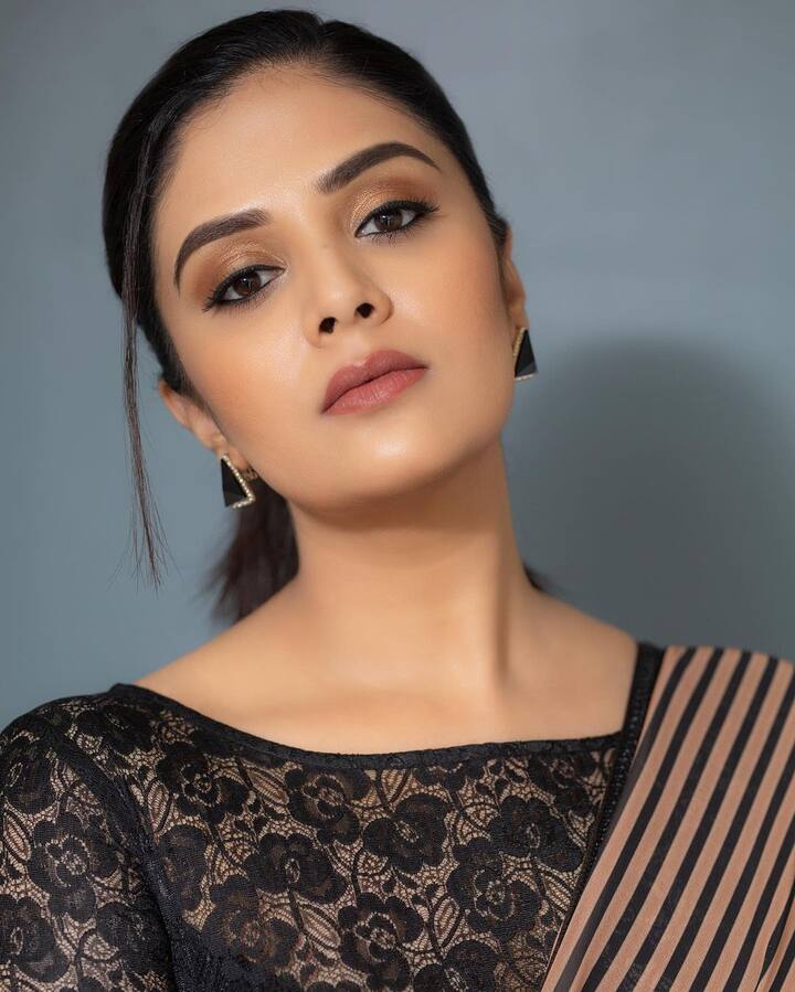 శ్రీముఖి అందమైన ఫోటోలు. Image Credit: Sreemukhi/ Instagram