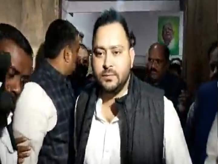 Bihar: Tejashwi Yadav Along With JDU Lalan Singh Will Held Three Rally For Kurhani By Election 2022 Tomorrow ann Bihar: जगदानंद सिंह के पार्टी ऑफिस पहुंचते ही कुढ़नी उपचुनाव पर हुई चर्चा, कल तेजस्वी की 3 सभाएं, ललन सिंह भी देंगे साथ