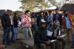 In Pics: कंगना रनौत ने असम में पूरी की Emergency की शूटिंग, सामने आईं ये BTS तस्वीरें