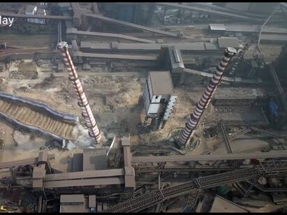 Watch Video: 27-year-old, 110-metre-high chimney demolished at Tata Steel Plant in 11 secs Watch Video: டாட்டாவின் 110 மீட்டர், 27 வருடக் கட்டடம் 11 நொடியில் காலி செய்த வீடியோ ஏன் இந்த வேலை? என்ன ஆச்சு?