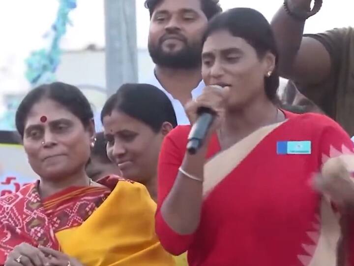 Telangana: YS Sharmila's Mother Vijayamma Put Under House Arrest Telangana: YS Sharmila's Mother Vijayamma Put Under House Arrest