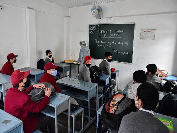 Govt To Cover Only Class 9, 10 Students Under Pre-Matric Scholarship Scheme Govt To Cover Only Class 9, 10 Students Under Pre-Matric Scholarship Scheme