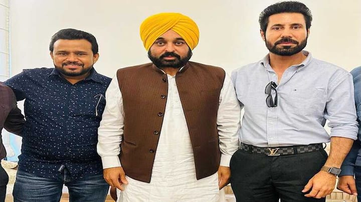 punjabi actor binnu dhillon shares picture with cm bhagwant mann and karamjit anmol says hundi veeran naal sardari | Binnu Dhillon: ਬਿਨੂੰ ਢਿੱਲੋਂ ਨੇ CM ਮਾਨ ਨਾਲ ਸ਼ੇਅਰ ਕੀਤੀ ਫੋਟੋ, ਕਿਹਾ- ਹੁੰਦੀ