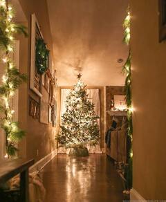 Christmas 2022: क्रिसमस पर सजाना है घर, तो ये क्रिएटिव आइडियाज आपके आशियाने को देंगे अट्रैक्टिव लुक