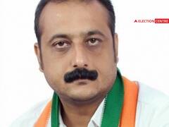 Gujarat Election 2022: पुल की मांग करने वाले कांग्रेस विधायक ने तैरकर नदी पार की, वीडियो हुआ वायरल