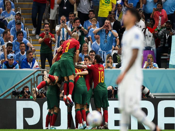 FIFA WC 2022 Portugal vs Uruguay Highlights Bruno Fernandes double sends Portugal into Round of 16 FIFA WC 2022: ఉరుగ్వే పై విజయం- రౌండ్ ఆఫ్ 16కు పోర్చుగల్