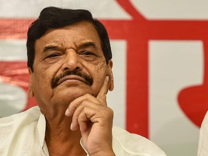 UP By-Election 2022 CBI action on Shivpal Singh Yadav in Riverfront scam between Mainpuri Bypolls Mainpuri Bypoll: परिवार के साथ जाना पड़ेगा महंगा! अब रिवरफ्रंट घोटाले में शिवपाल यादव से CBI कर सकती है पूछताछ