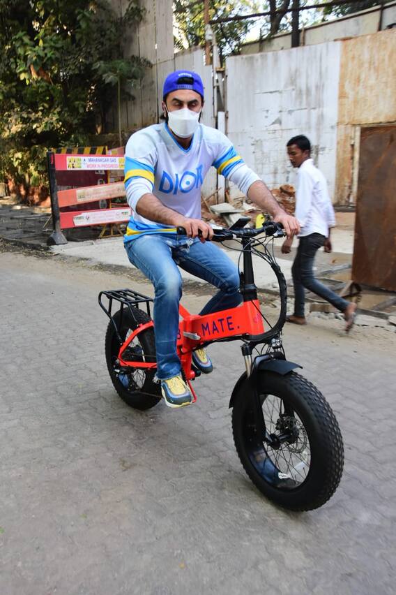 পালিতে রণবীরের সাইকেল সফর