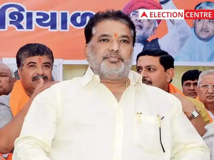Gujarat Election 2022 who is Parshottam Solanki for BJP broke the rule one family one ticket Gujarat Election 2022: कौन हैं पुरुषोत्तम सोलंकी, जिनके लिए BJP ने तोड़ा 'एक परिवार एक टिकट' का नियम ?
