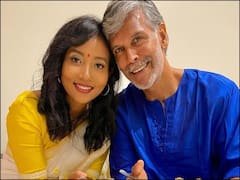 पत्नी अंकिता की पोस्ट पर खुद को कमेंट करने से नहीं रोक पाए मिलिंद सोमन, जानिए ऐसा क्या लिख दिया