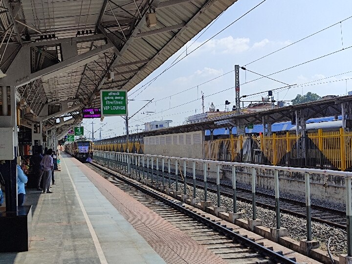 Southern Railway: சேலம் வழியே செல்லும் 28 ரயில்கள்.. சேலம் ரயில்வே கோட்ட நிர்வாகம் கொடுத்த அறிவிப்பு.