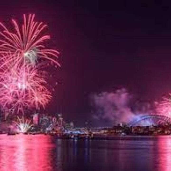 ২০২৩ সাল শীঘ্রই শুরু হতে চলেছে। আগামী বছরে সকলের জীবনে আসুক অনাবিল সুখ ও সমৃদ্ধি।