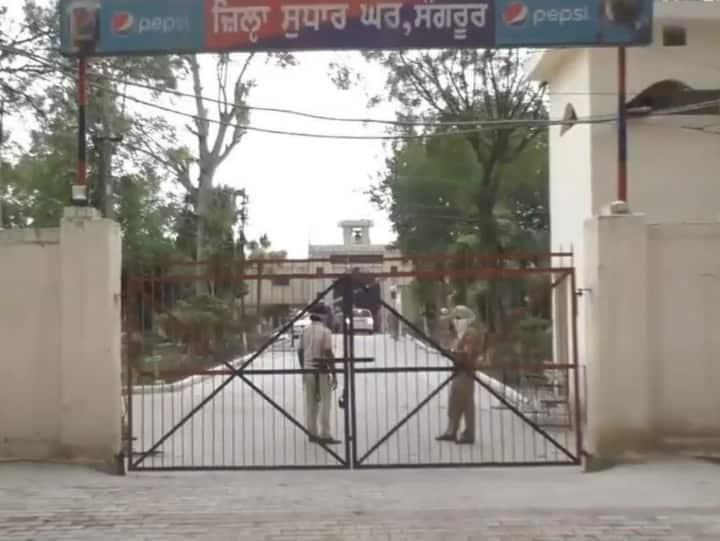 Punjab News NIA raids in Sangrur jail and gangster Binny Gurjar mobile recovered Punjab: संगरूर जेल में NIA ने मारा छापा, गैंगस्टर बिन्नी गुर्जर के पास से मोबाइल बरामद