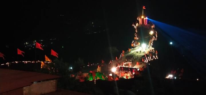 हा इतिहास ऐकला की अंगावर शहारे येतात आणि याच शौर्याचा दिवस म्हणून शिवप्रताप दिन म्हणून प्रतापगडावर साजरा केला जातो.