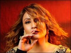 अचानक 'नागिन 6' से बाहर हुईं टीवी एक्ट्रेस उर्वशी ढोलकिया, सोशल मीडिया पर किया खुलासा