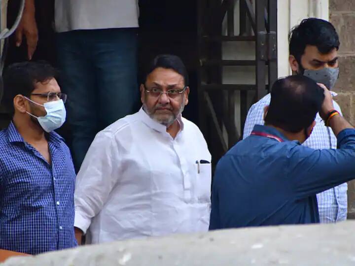 Nawab Malik Bail Hearing adjourned for week Prove that Nawab Malik is sick HC directs Nawab Malik : 'मलिक खरंच आजारी आहेत हे पटवून द्या', हायकोर्टाचे निर्देश; सुनावणी आठवड्याभरासाठी तहकूब