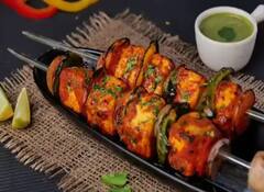 Wedding Season 'ਚ ਖੁਦ ਨੂੰ ਰੱਖਣਾ ਚਾਹੁੰਦੇ ਹੋ ਫਿੱਟ ਤਾਂ ਮੈਨਿਊ 'ਚ ਸਿਰਫ ਇਨ੍ਹਾਂ 6 ਚੀਜ਼ਾਂ ਨੂੰ ਹੀ ਕਰੋ ਡਾਈਟ 'ਚ ਸ਼ਾਮਲ