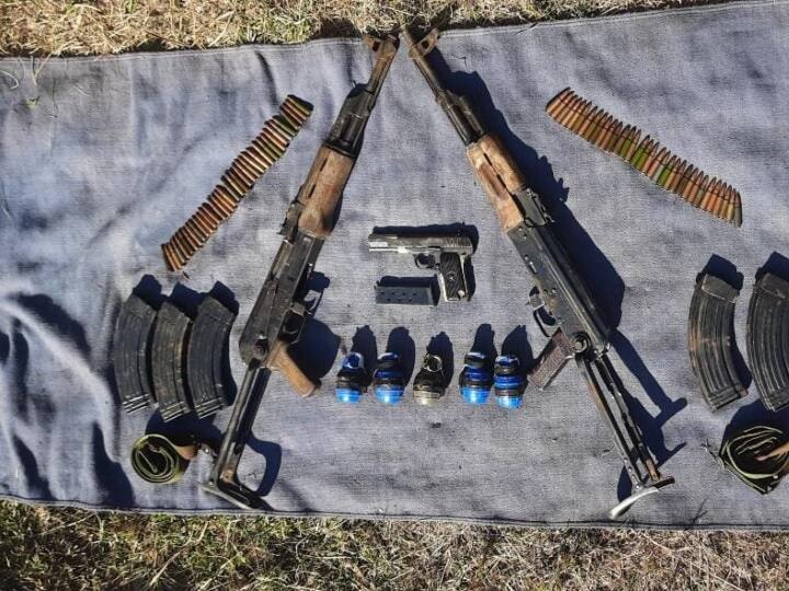 Jammu Kashmir: जम्मू-कश्मीर में आतंकियों की बड़ी साजिश नाकाम, 5 चाइनीज ग्रेनेड और दो AK राइफल बरामद Huge cache of arms and explosives seized from terrorist hideout in JKs Poonch Jammu Kashmir: जम्मू-कश्मीर में आतंकियों की बड़ी साजिश नाकाम, 5 चाइनीज ग्रेनेड और दो AK राइफल बरामद