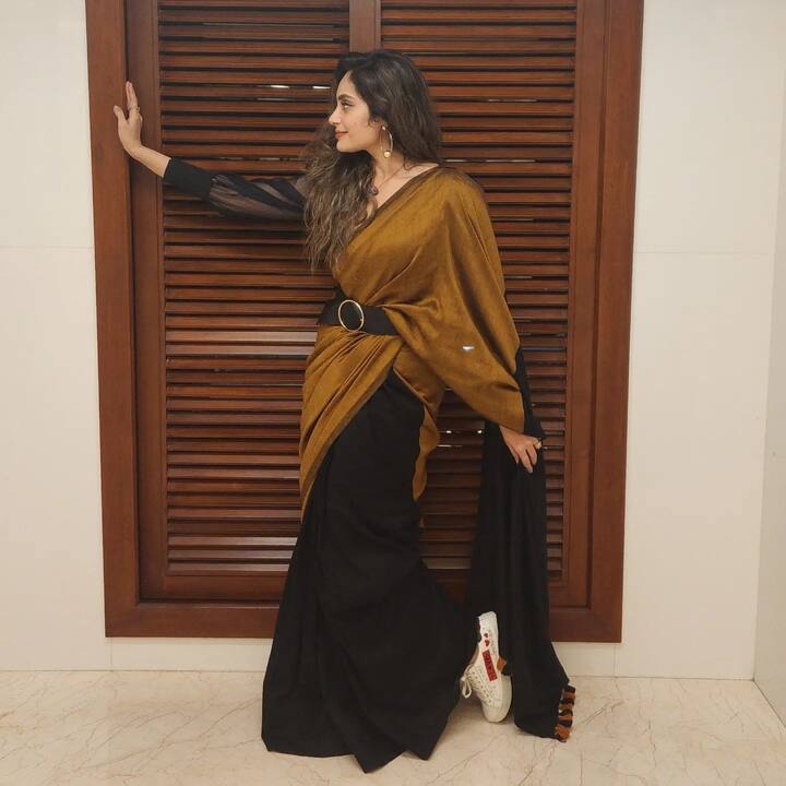 உன் ஐஸை பார்த்தாலே ஐஸ் கியுப் ஆனேனே!
