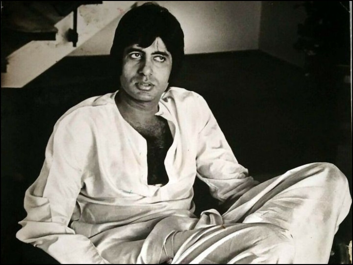 Amitabh Bachchan Remembers Earning Rs 1640 Per Month Sharing Tiny Room With  Seven Men | 1640 रुपए में चलाते थे महीना, 7 लोगों के साथ करते थे रूम  शेयर... आसान नहीं था
