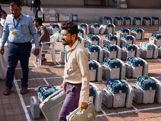Gujarat Election: குஜராத் சட்டசபைத் தேர்தல் - ரூபாய் 290 கோடி மதிப்பிலான ரொக்கம், மதுபானங்கள் பறிமுதல்..!