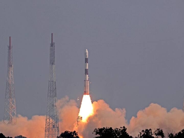 PSLV-C54: OceanSat-3A is the third flight unit of the OceanSat programme, and its main mission is ocean observation. The satellite has a mass of 960 kilograms, and has been placed into a sun-synchronous orbit. The payloads of OceanSat-3A are OCM, SSTM, Advanced Data Collection System (A-DCS), and Scatterometer for OceanSat-3 (OSCAT-3). The instruments are estimated to operate beyond 2030. (Photo: Twitter/@ISRO)